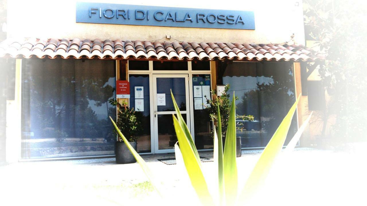 Residence Fiori Di Cala Rossa Lecci Luaran gambar